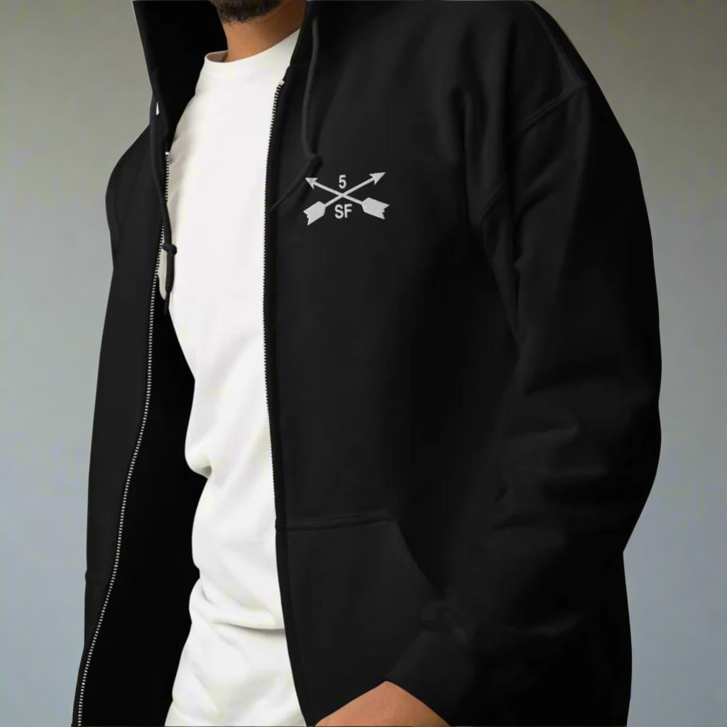 5th special forces hoodie with an embroidered design on the left chest of the crossed arrows.