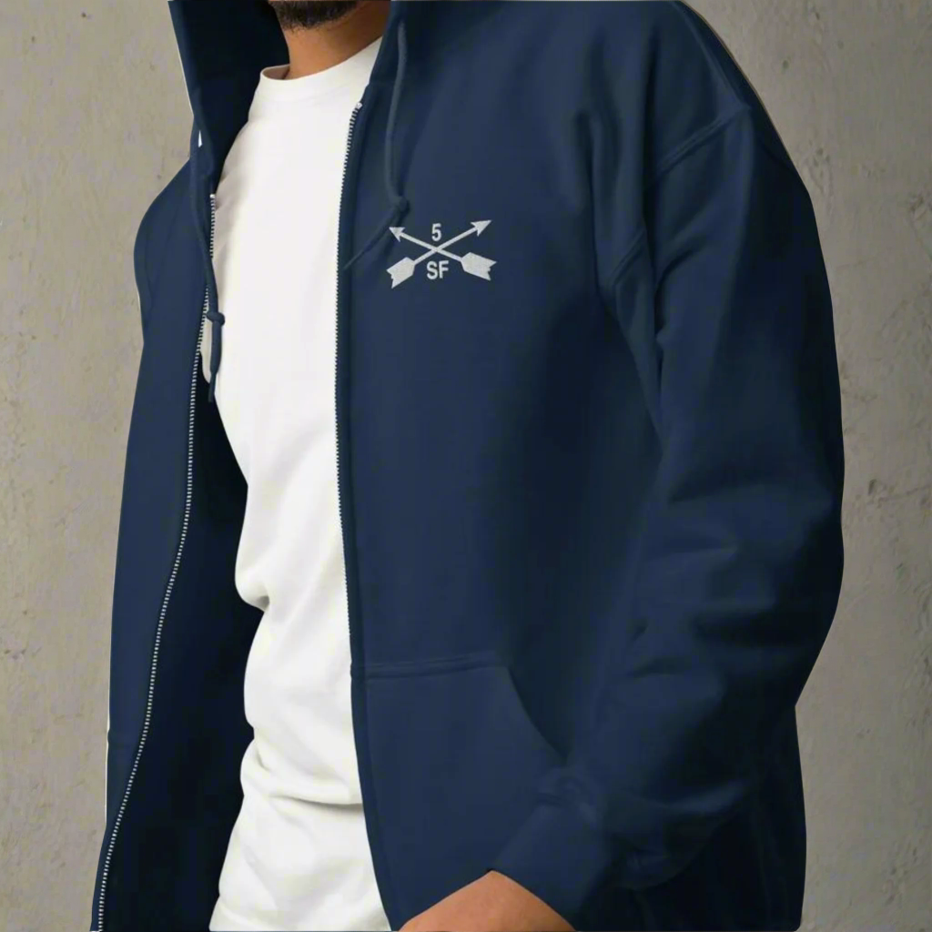 5th special forces hoodie with an embroidered design on the left chest of the crossed arrows.