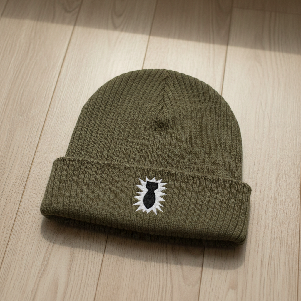 Ribbed knit beanie with EOD design
