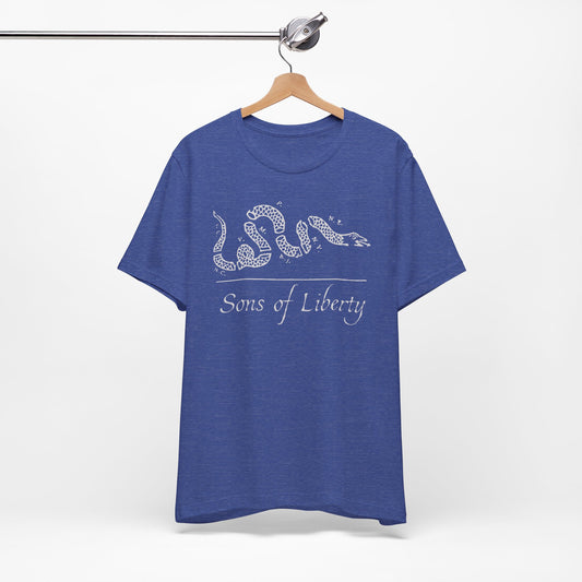 Don't tread on me sons of liberty patriotic t-shirt. 