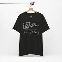 Don't tread on me sons of liberty patriotic t-shirt. 
