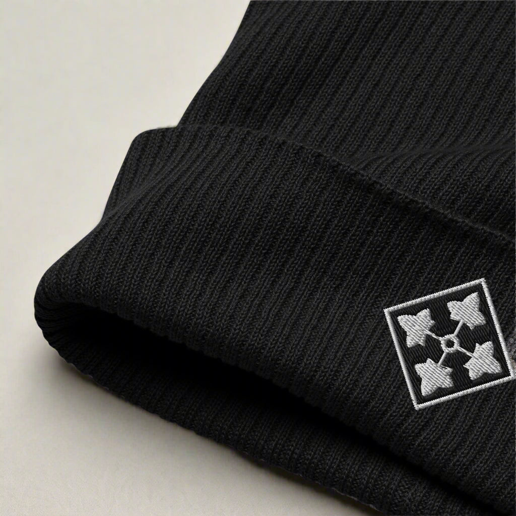 4th infantry division insignia embroidered on beanie