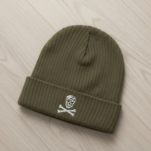 ribbed knit beanie with skull and crossbones 